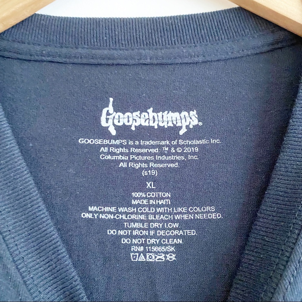 Urban Outfitters Goosebumps Haunted Mask Tee - Picture 4 of 4